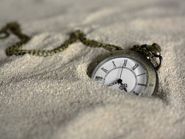 Jak uniknąć pułapki zadłużeń przy korzystaniu z szybkich pożyczek w Krakowie?